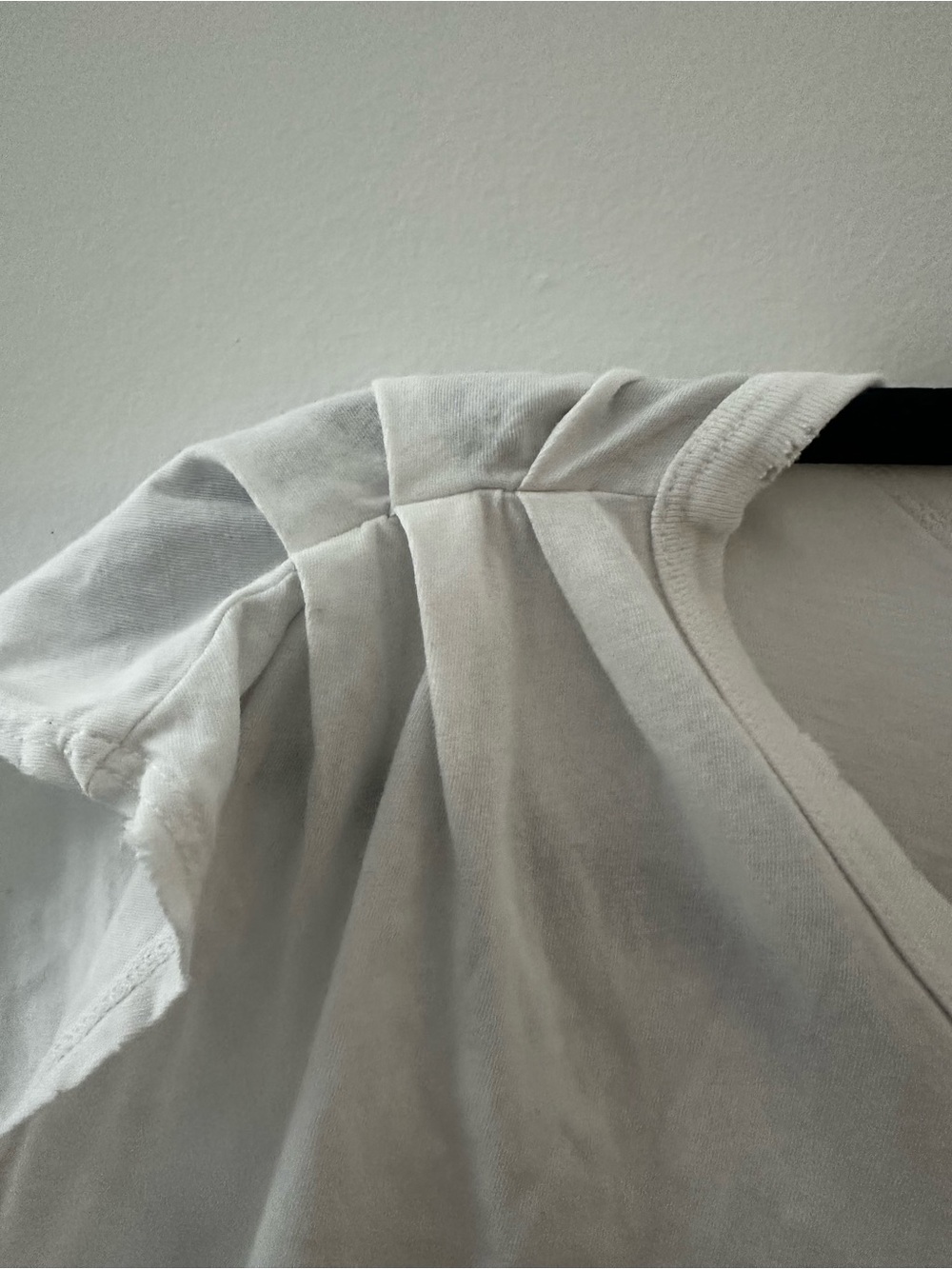 AMO Cotton Tee - Picture 3 of 4